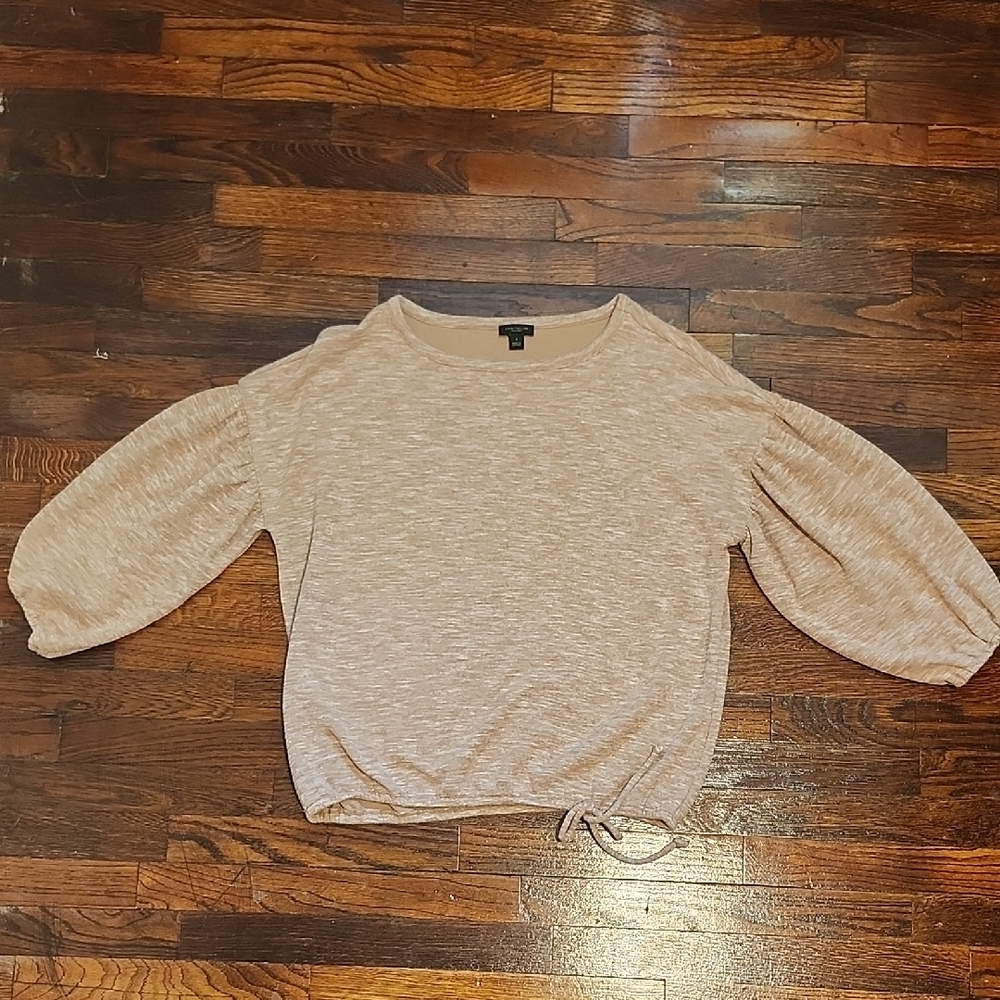 Ann Taylor Factory Cream And Tan Baloon Sleeve Sweatshirt Blouse